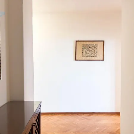 Salita Di Gretta 1 Tirabora Short Rent *