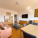 Salita Di Gretta 1 Tirabora Short Rent * 的里雅斯特