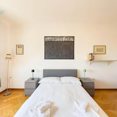 Salita Di Gretta 1 Tirabora Short Rent Appartement Trieste