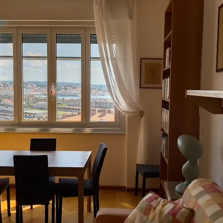 Salita Di Gretta 1 Tirabora Short Rent 的里雅斯特