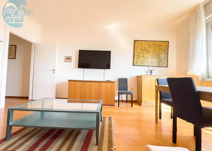 Salita Di Gretta 1 Tirabora Short Rent Appartement Trieste