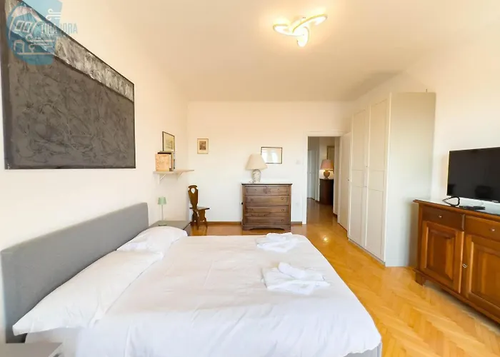 Salita Di Gretta 1 Tirabora Short Rent Appartement